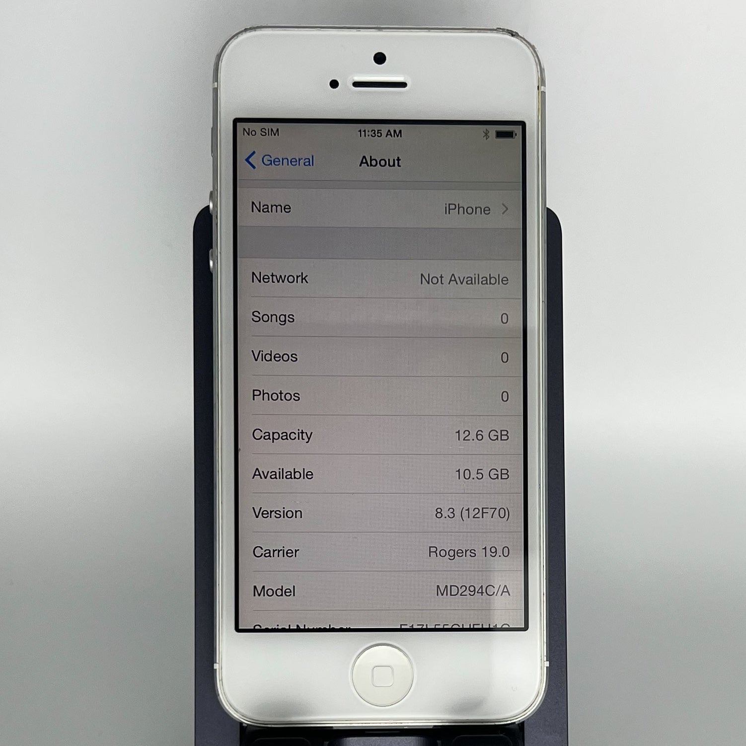 iPhone 5 - iOS 8.3 (RARE) - Locked - 16GB - Working fine