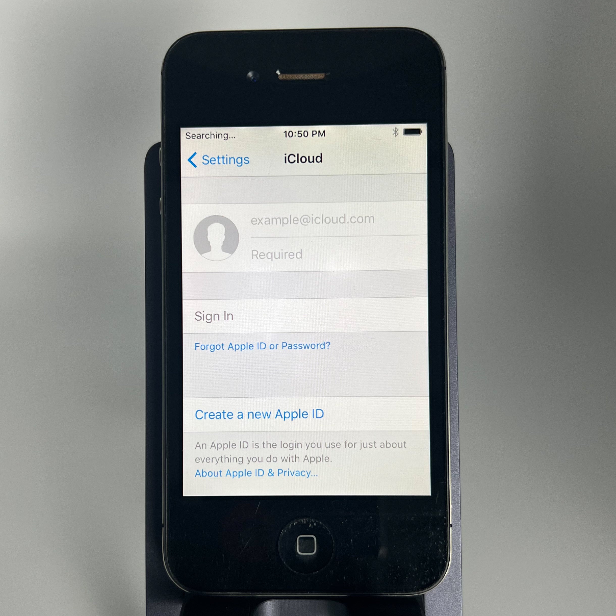 iPhone 4S - Works fine - 16GB - iOS 9.3.5 - Battery 69% - Unlocked