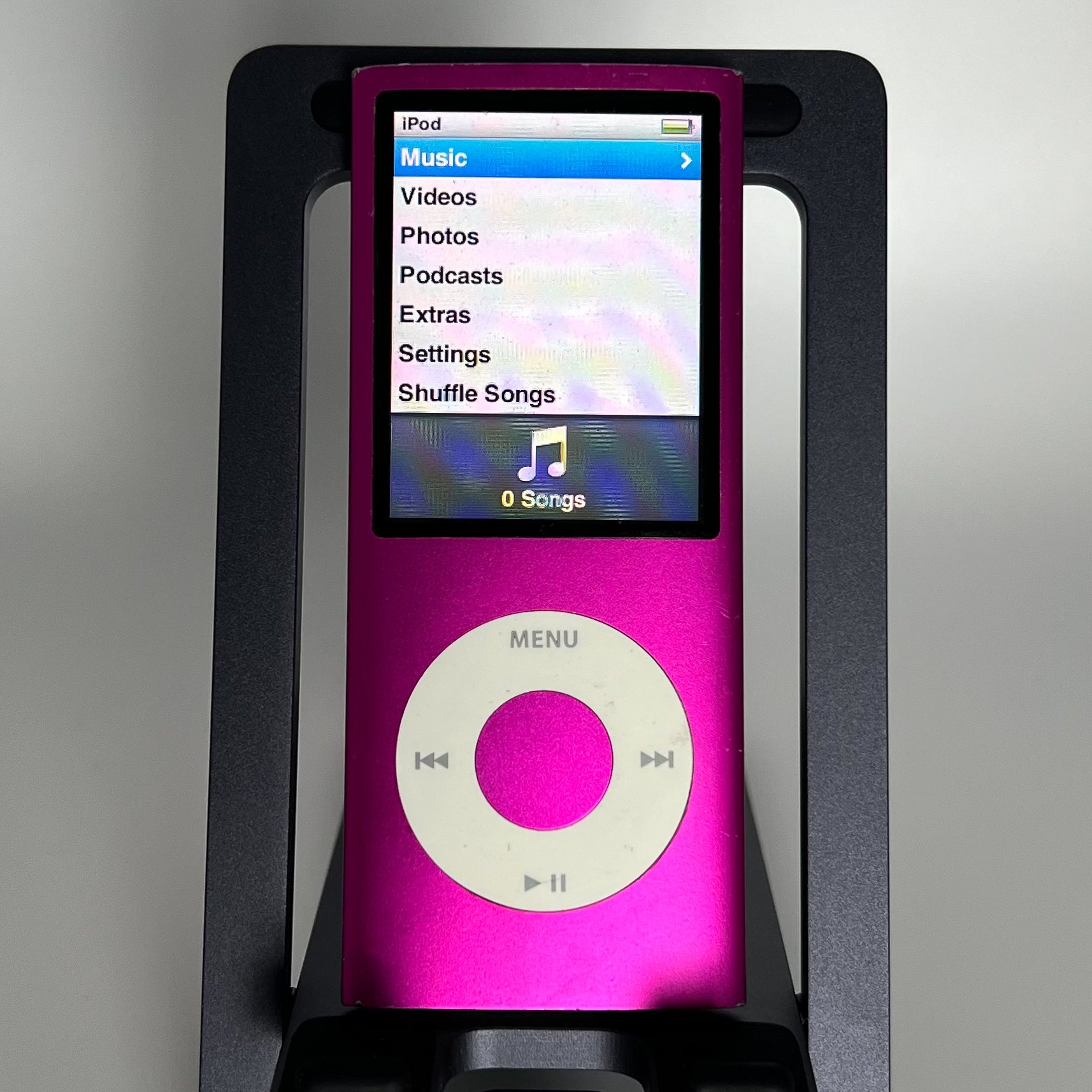 iPod Nano 4 - 8GB - A1285 - Works fine